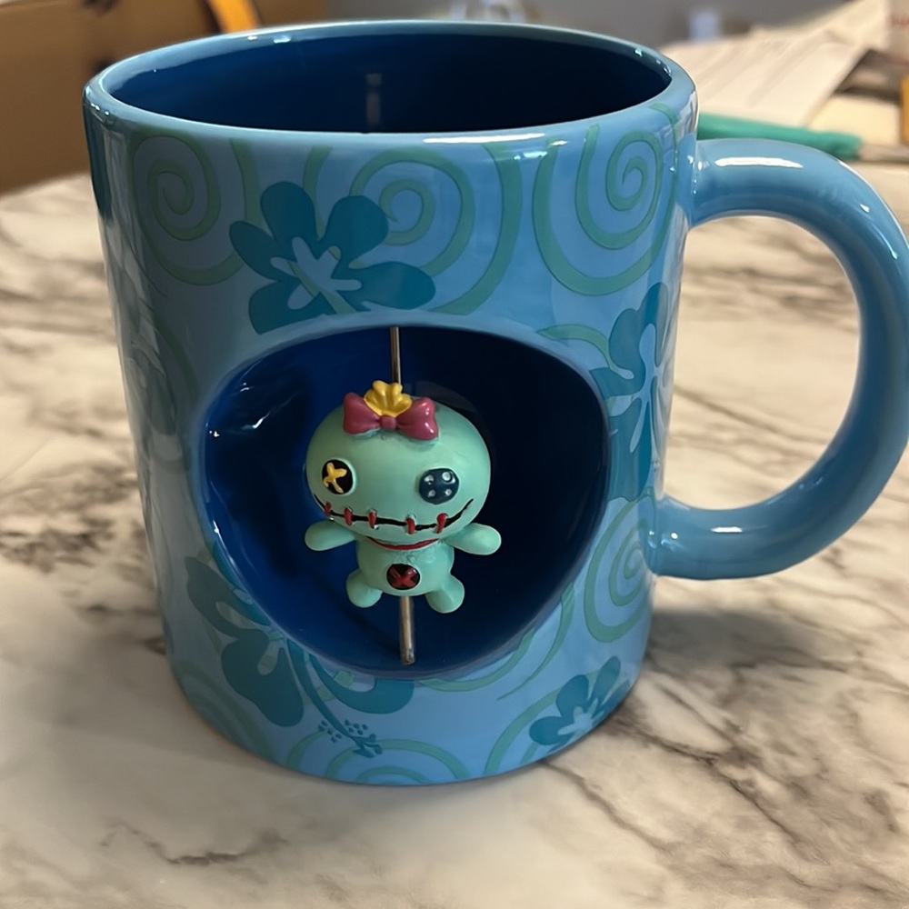 New in box Scrump and stitch Disney mug